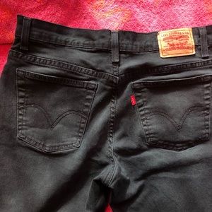 Black denim Levi’s cutoffs